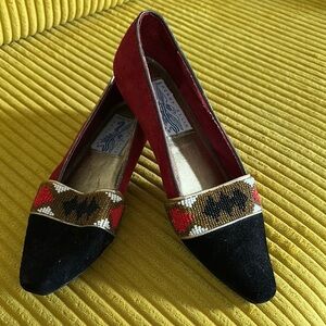 Perry Ellis Vintage Black and Red Beaded Loafers EUC